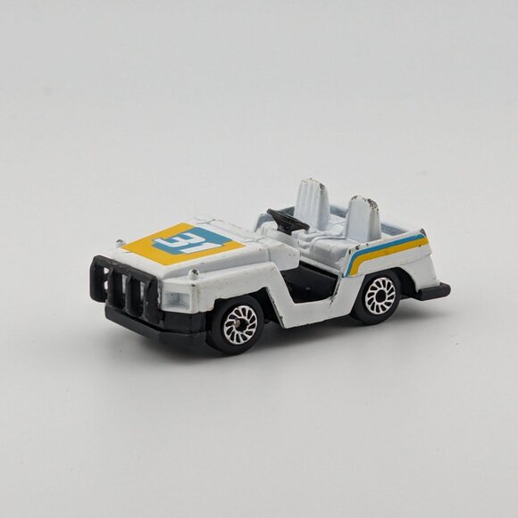 Cargo Baggage Car - Airport Service White Trolley 31 - Picture 3 of 4